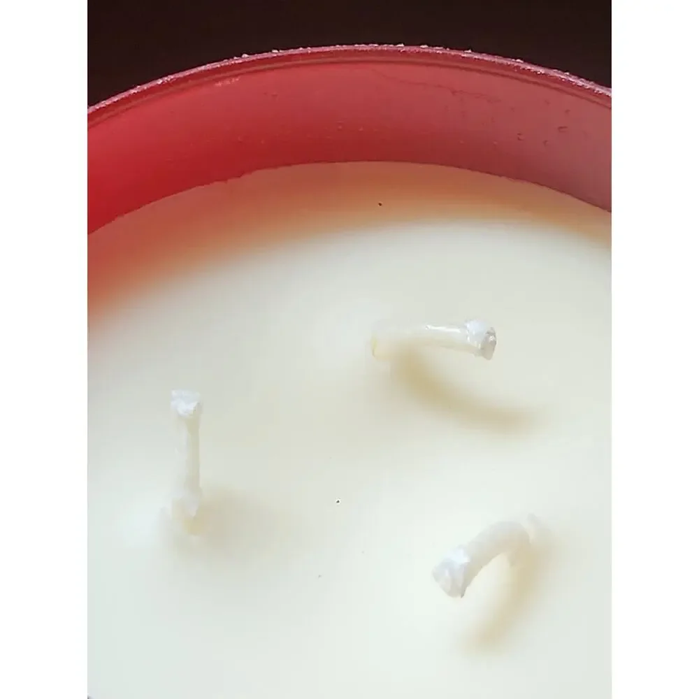 White Barn wax fragranced